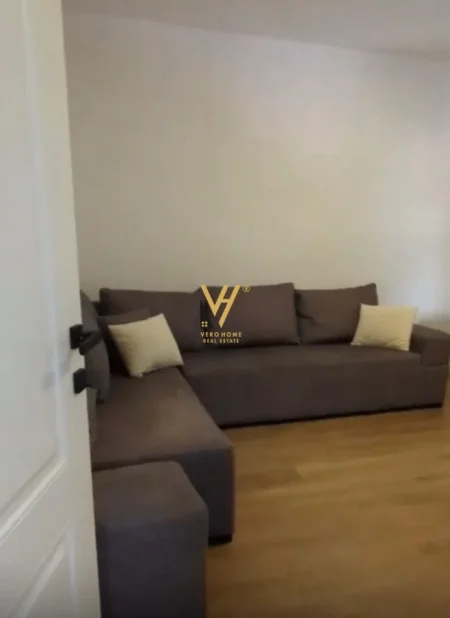 Tirane, shitet apartament 1+1+Ballkon Kati 2, 65 m² 129.000 € (LAPRAKE)