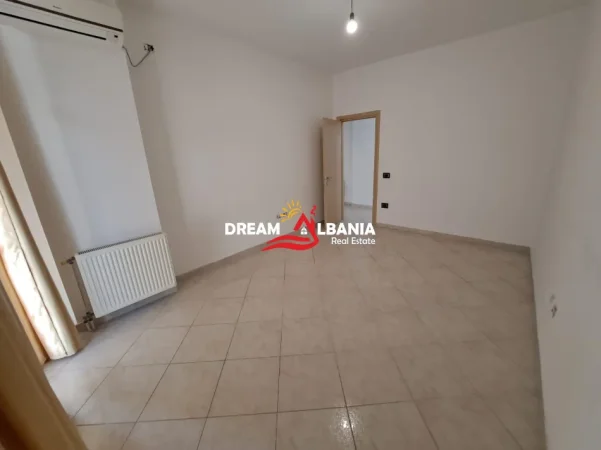 Tirane, shitet apartament 2+1+Ballkon Kati 5, 110 m² 360.000 € (Kika 2)