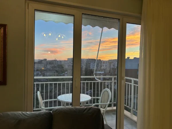 Tirane, jepet me qera apartament 3+1+Ballkon , 126 m² 85,000 ALL/muaj (Jordan Misja, Prokuroria)