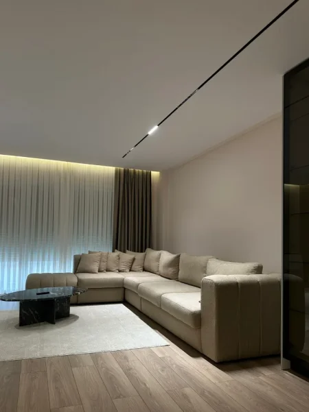 Tirane, jepet me qera apartament 2+1+Aneks+Ballkon Kati 2, 109 m² 1.475 € (Liqeni I thate)