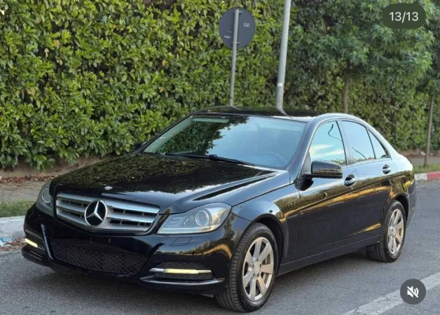 Tirane, shes makine Mercedes-Benz C200 CDI – Viti 2012 – Automat Nafte, e zeze automatik Kondicioner 280.000 km 5.500 €