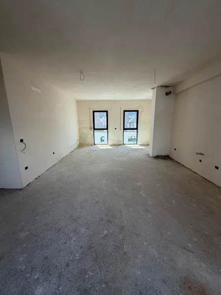 Tirane, shitet apartament 2+1 Kati 8, 127 m² 209.800 € (Mara rezidence don bosko)
