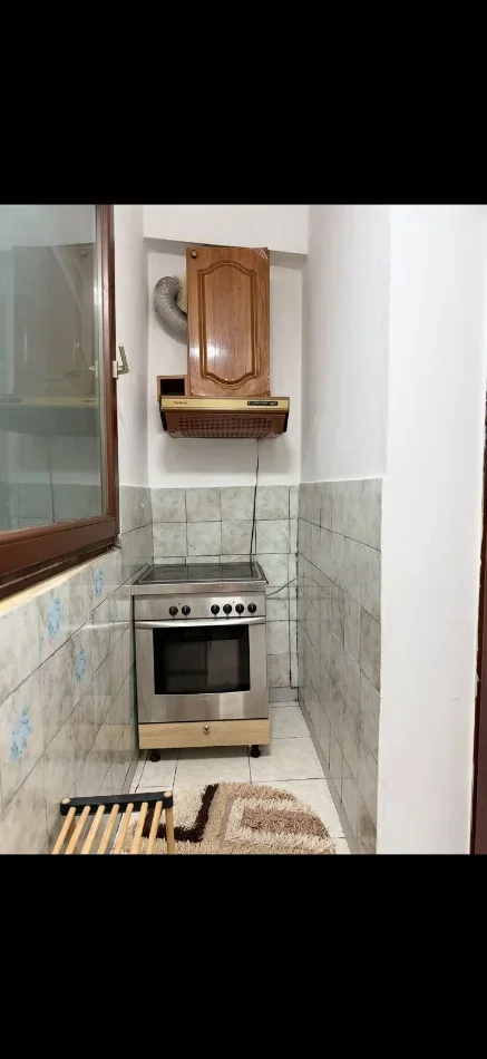Tirane, jepet me qera garsonier Studio Kati 1, 40 m² 340 € 