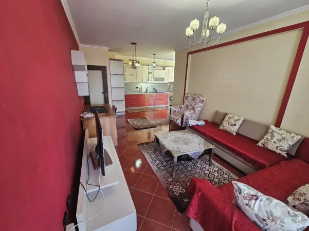 Tirane, jepet me qera apartament 2+1 Kati 7, 100 m² 500 € (Bar Sorriso Astir)