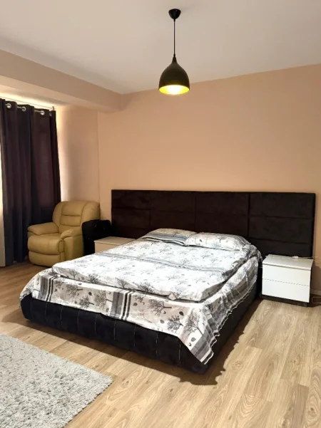Tirane, jepet me qera Apartament 1+1 Kati 1, 65 m²,Çmimi 50.000 Lekë të Reja, tek  Rruga Dibrës, Tiranë