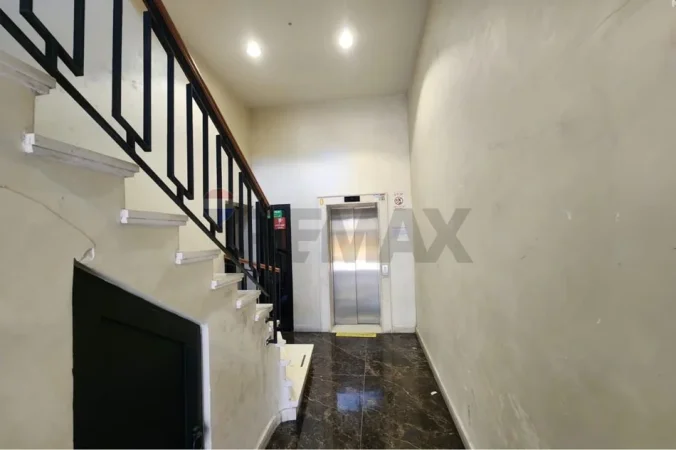 Tirane, jepet me qera apartament 1+1+Ballkon Kati 3, 62 m² 600 € (Frosina Plaku)