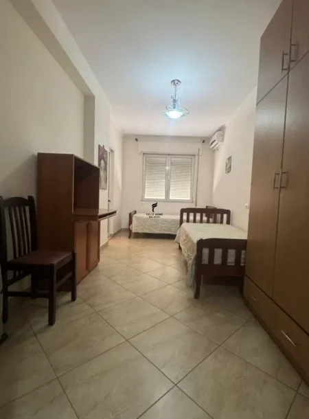 Tirane, jepet me qera apartament 2+1 Kati 3, 110 m² 650 € (DON BOSKO)