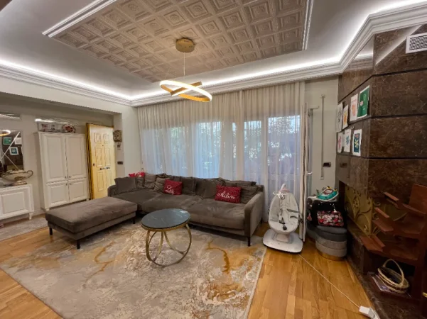 Tirane, shitet apartament 3+1+Aneks+Ballkon Kati 1, 162 m² 310.000 € (Kodra e Diellit)