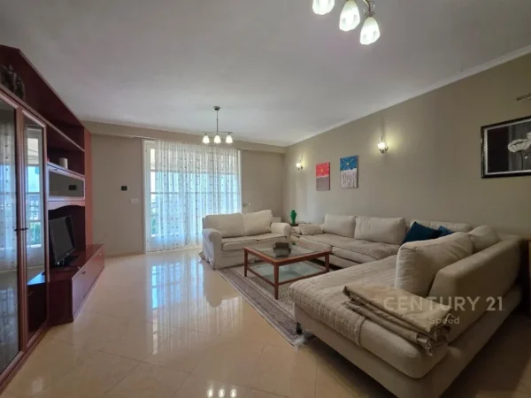 Tirane, jepet me qera apartament 2+1 Kati 11, 139 m² 1.200 € (Blloku SPEED143550)