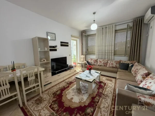 Tirane, shitet apartament 1+1 Kati 3, 65 m² 105.000 € (Fresk smart143416)