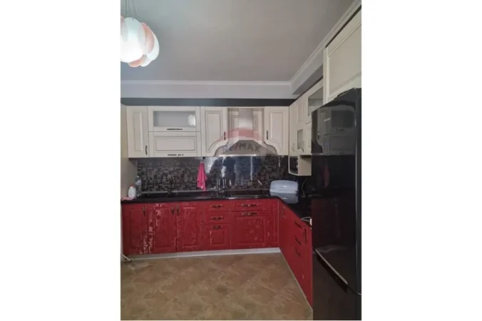 Vlore - Lungomare, shitet apartament 2+1+Ballkon Kati 5, 104 m² 322.720 € (Rruga Dhimitër Konomi, Vlore)