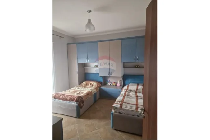 Vlore - Lungomare, shitet apartament 2+1+Ballkon Kati 5, 104 m² 322.720 € (Rruga Dhimitër Konomi, Vlore)