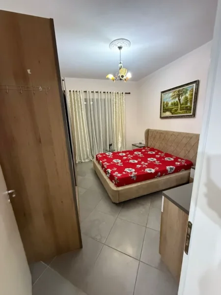 Tirane, jepet me qera apartament 1+1 Kati 3, 78 m² 500 € (ASTIR)