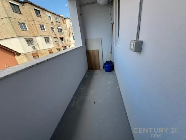 Tirane, jepet me qera apartament 1+1 Kati 3, 57 m² 500 € (Ali Demi smart143534)