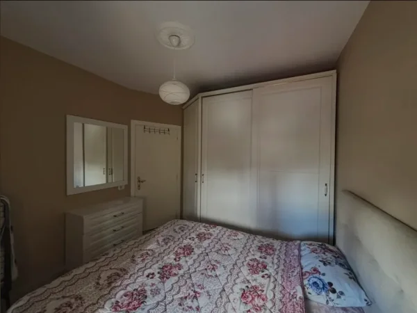 Tirane, jepet me qera 1+1+Aneks Kati 3, 60 m² 600 € 