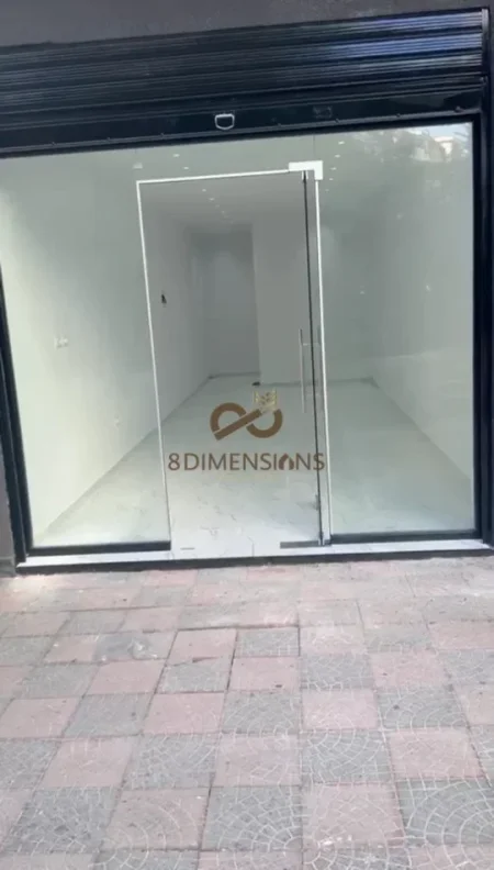 Tirane, shitet dyqan Kati 0, 38 m² 85.000 € (don bosko)
