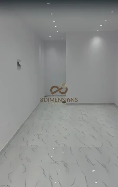 Tirane, shitet dyqan Kati 0, 38 m² 85.000 € (don bosko)