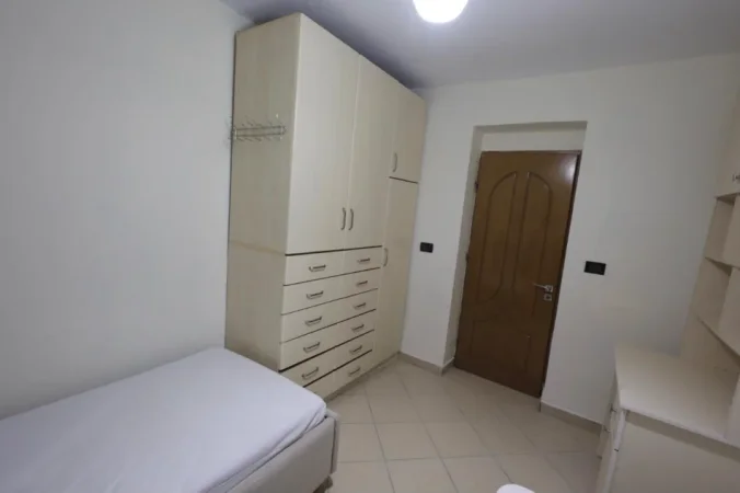 Tirane, jepet me qera apartament 2+1 , 55.000 € 