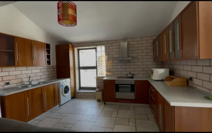 Tirane, jepet me qera apartament 1+1+Ballkon Kati 6, 70 m² 500 € (Rruga e Dibres)