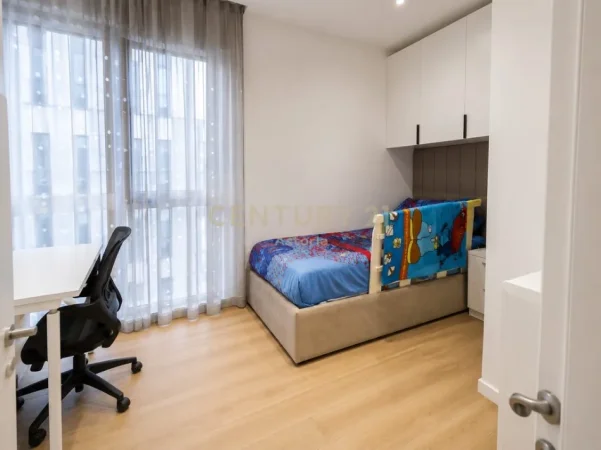 Tirane, jepet me qera apartament+verande | Penthouse 3+1+Aneks+Ballkon Kati 6, 218 m² 1.200 € (Emerald Center)