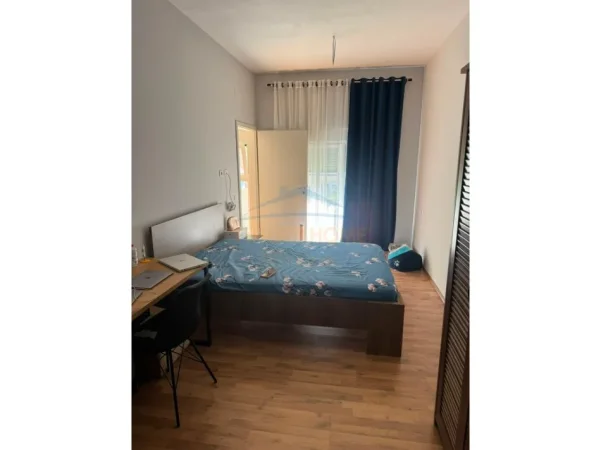 Tirane, shes apartament 3+1+Ballkon Kati 6, 130 m² 250.001 € 
