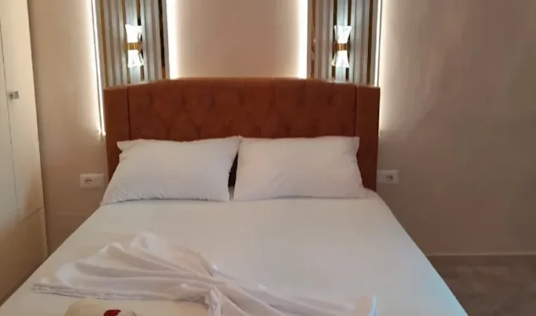 Tirane, jepet me qera garsonier 1+1 Kati 4, 45 m² 600 € 