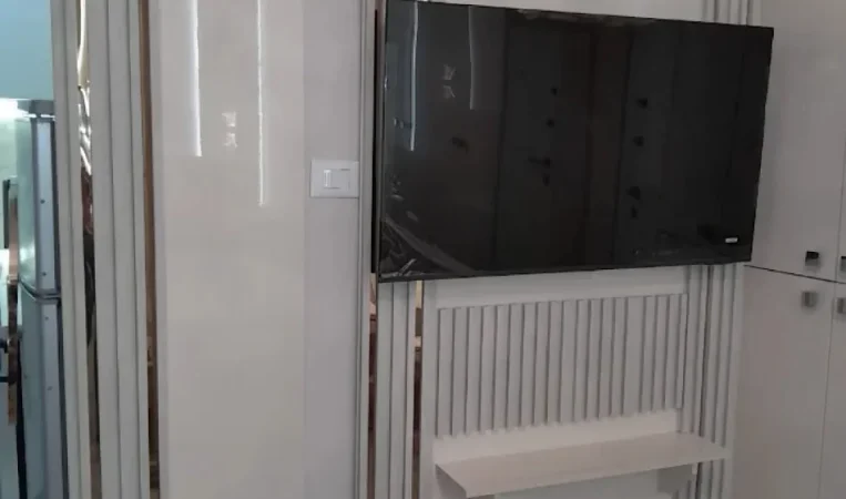 Tirane, jepet me qera garsonier 1+1 Kati 4, 45 m² 600 € 