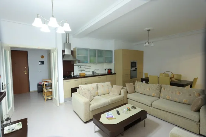 Tirane, shitet apartament 2+1 Kati 8, 118 m² Çmimi 190 milion lekë të vjetra, tek Kompleksi Grand, tek Tregu Elektrik, Tiranë.)