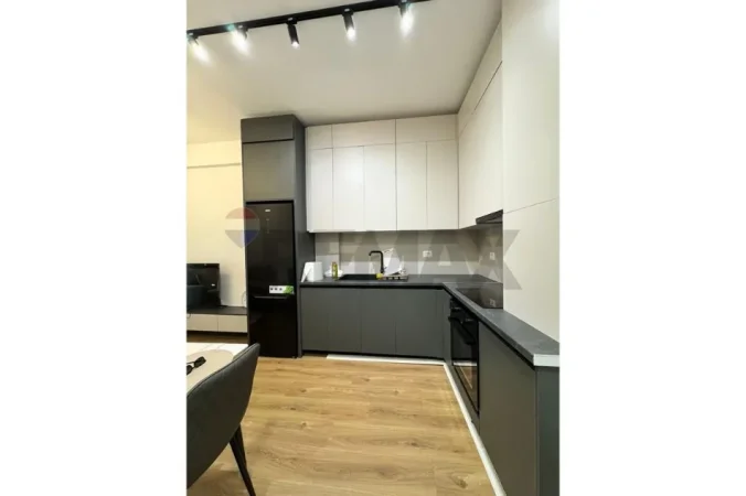 Tirane, jepet me qera apartament 1+1+Ballkon Kati 2, 55 m² 450 € (Dalip topi)