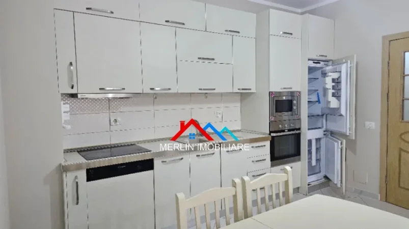 Tirane, jepet me qera apartament 2+1 Kati 2, 78 m² 688 € (KOPSHTI ZOOLOGJIK,RRUGA BILAL SINA)