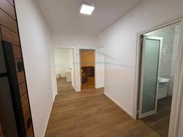 Shitet, Apartament 1+1 + Aneks, Laprakë 0696069906
