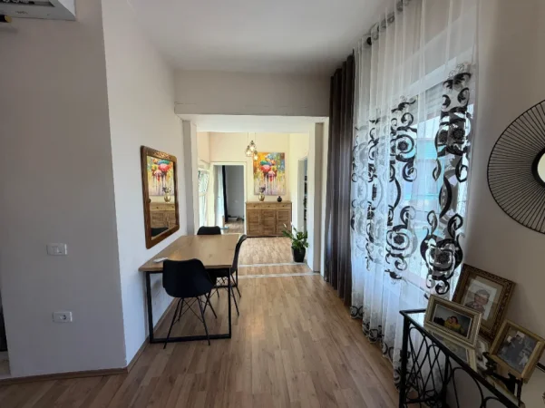 Tirane, shitet apartament 3+1+Ballkon Kati 6, 131 m² 239.000 € (Pasho Hysa, Mangalem)
