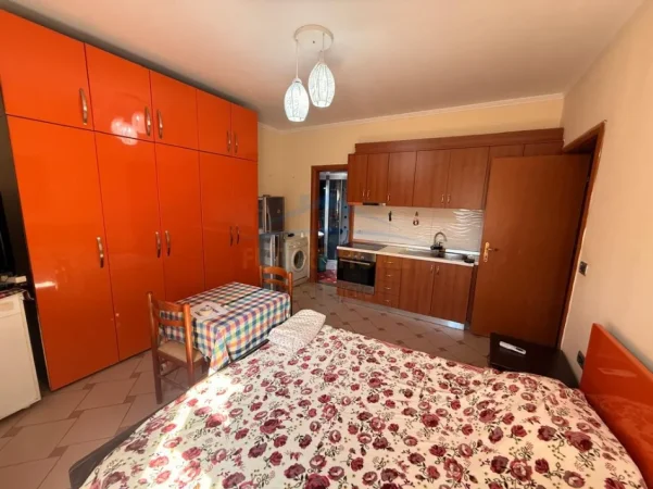 Tirane, jepet me qera garsoniere Kati 1, 35 m² 450 € (RRUGA E DURRESIT)
