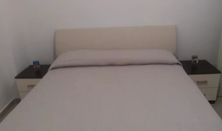 Tirane, jepet me qera Vile 2+1 Kati 2, 90 m² 550 €
