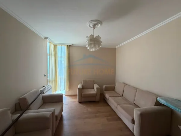 Shitet , Apartament 3+1+2+Post Parkimi , Ish ekspozita , Tirane 0696069906