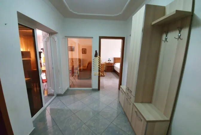 Tirane, jepet me qera apartament 1+1 Kati 5, 60 m² 550 € (Myslym Shyri)