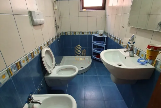 Tirane, jepet me qera apartament 1+1 Kati 5, 60 m² 550 € (Myslym Shyri)