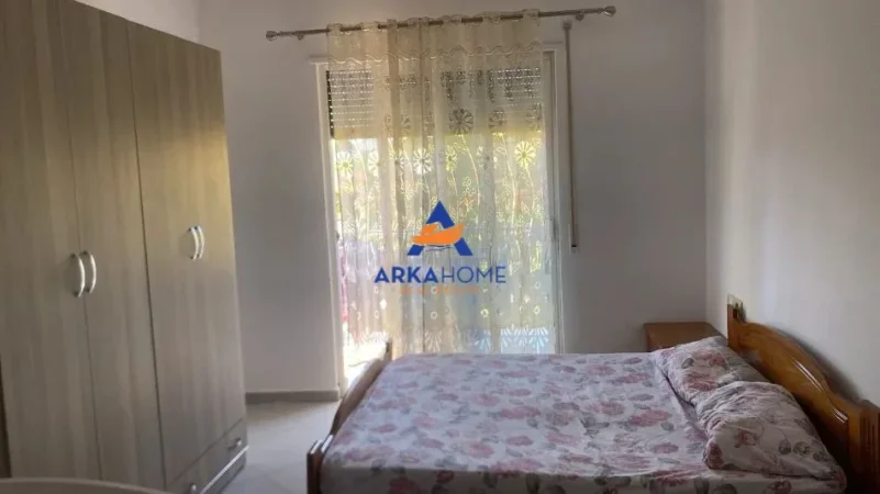 Tirane, jepet me qera apartament 1+1 Kati 3, 80 m² 479 € (RR NJAZI MEKA)