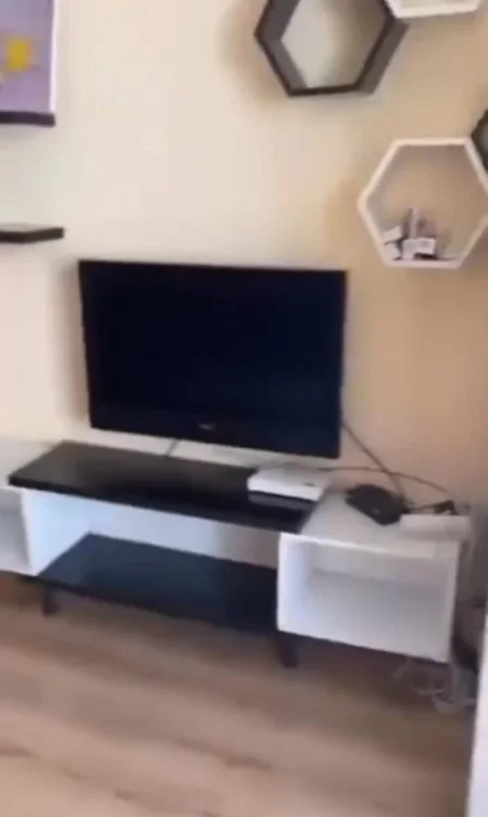 Tirane, shitet apartament 2+1 Kati 4, 57 m² 97.850 € (Shkolla e Bashkuar)