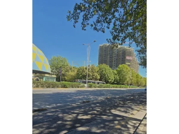 Tirane, shitet 1+1 , 65 m² 129.000 € (Laprake)