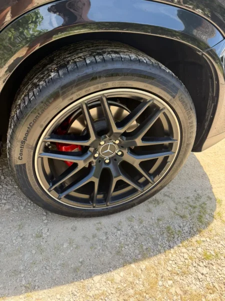 Tirane, shes makine Mercedes Benz Nafte, e zeze automatik Kondicioner 145.000 km 70.000 €