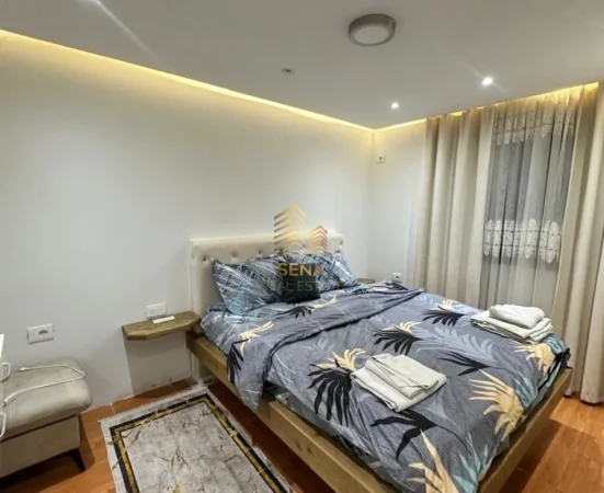 Tirane, jepet me qera apartament 1+1 Kati 2, 65 m² 500 € (Rruga Durresit)