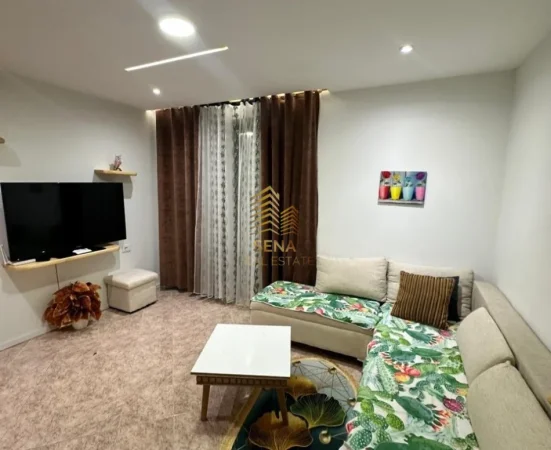 Tirane, jepet me qera apartament 1+1 Kati 2, 65 m² 500 € (Rruga Durresit)