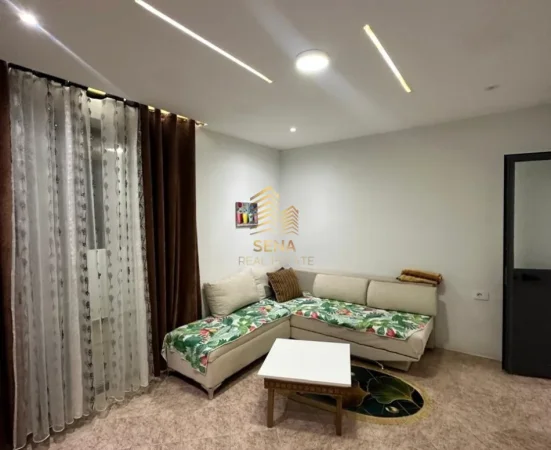 Tirane, jepet me qera apartament 1+1 Kati 2, 65 m² 500 € (Rruga Durresit)
