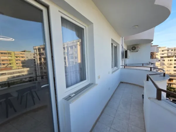 SHITET APARTAMENT 1+1 DURRES PLAZH