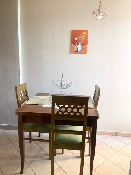 Tirane, jap me qera apartament 1+1+Ballkon Kati 2, 55 m² 650 € 