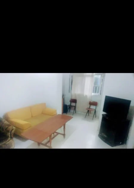Tirane, jepet me qera apartament 2+1 Kati 1, 75 m² 450 € 