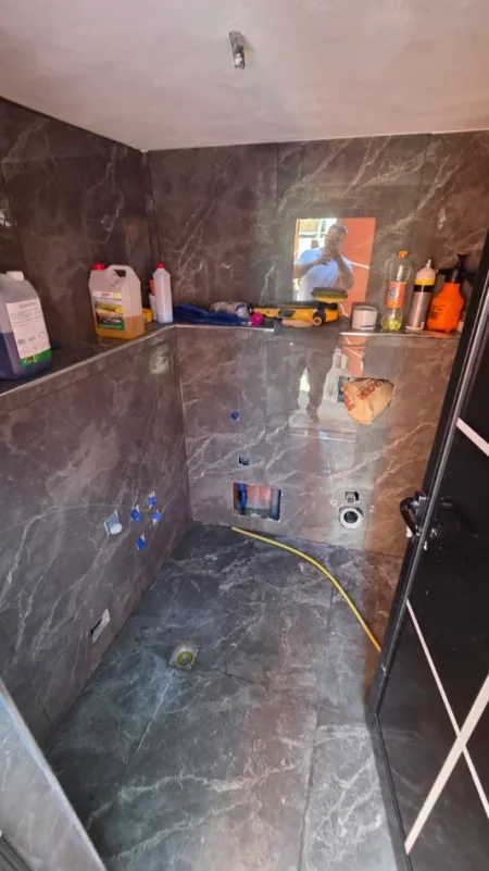 Durres, jepet me qera bar-kafe Kati 0, 118 m² 500 € 