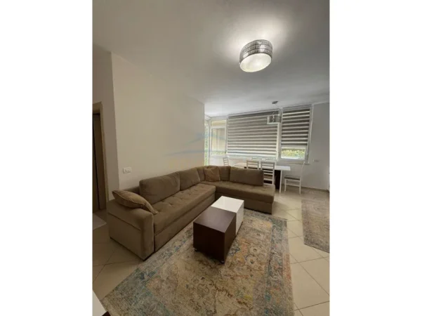 Gjiri Lalezit | Hamallaj, shitet apartament 1+1+OBORR, Kati 0, 60 m² 200.000 € (LURA 2 , GJIRI I LALEZIT)