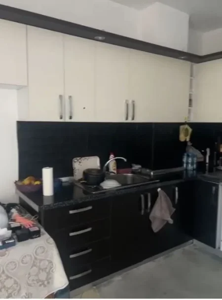 🔥 SUPER OKAZION 🔥🏡 Jepet me Qera Apartament 2+1 BOSH  ne Astir tek Vila L,   350 mije leke